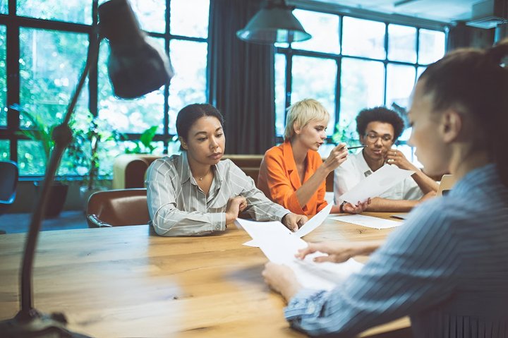 Shape April 2022 HR 194